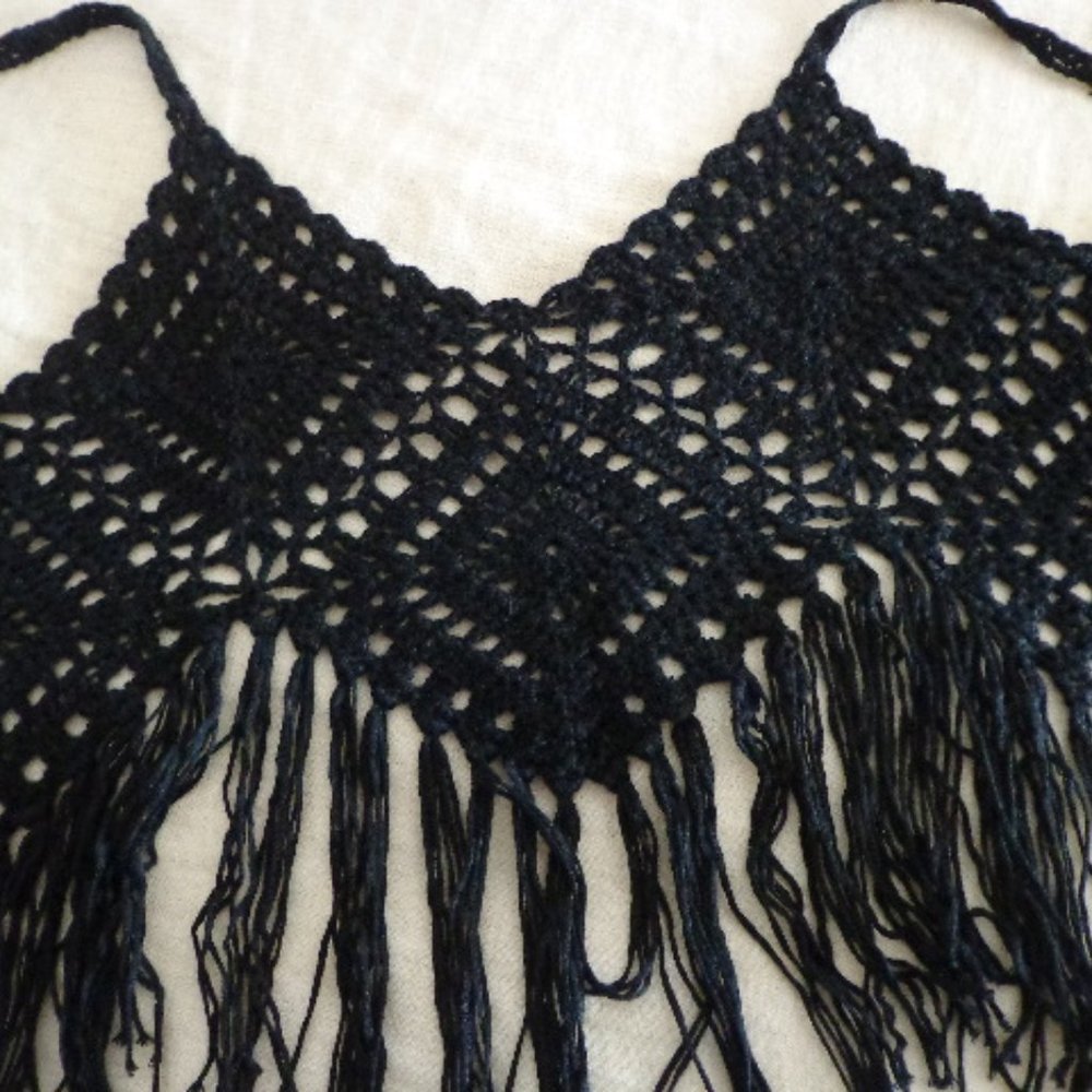 Crocheted Boho Cami Vest Top XS-S Tie Front Fringe - Picture 11 of 14